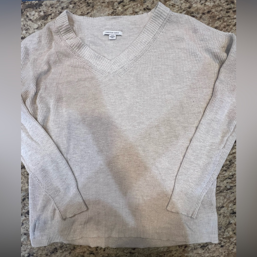 American Eagle Outfitters Heather Gray V-Neck Sweater